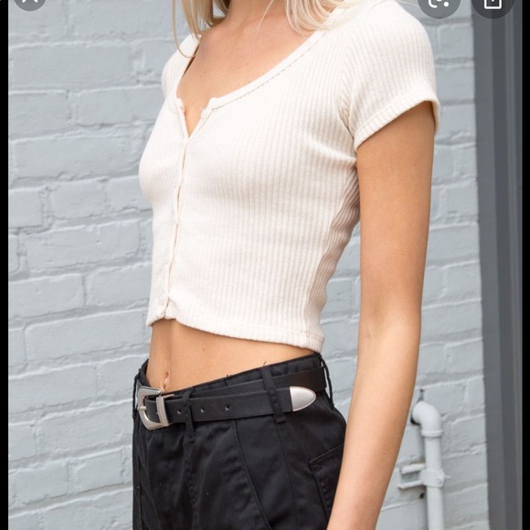 Brandy Melville Tops - Cream Zelly top